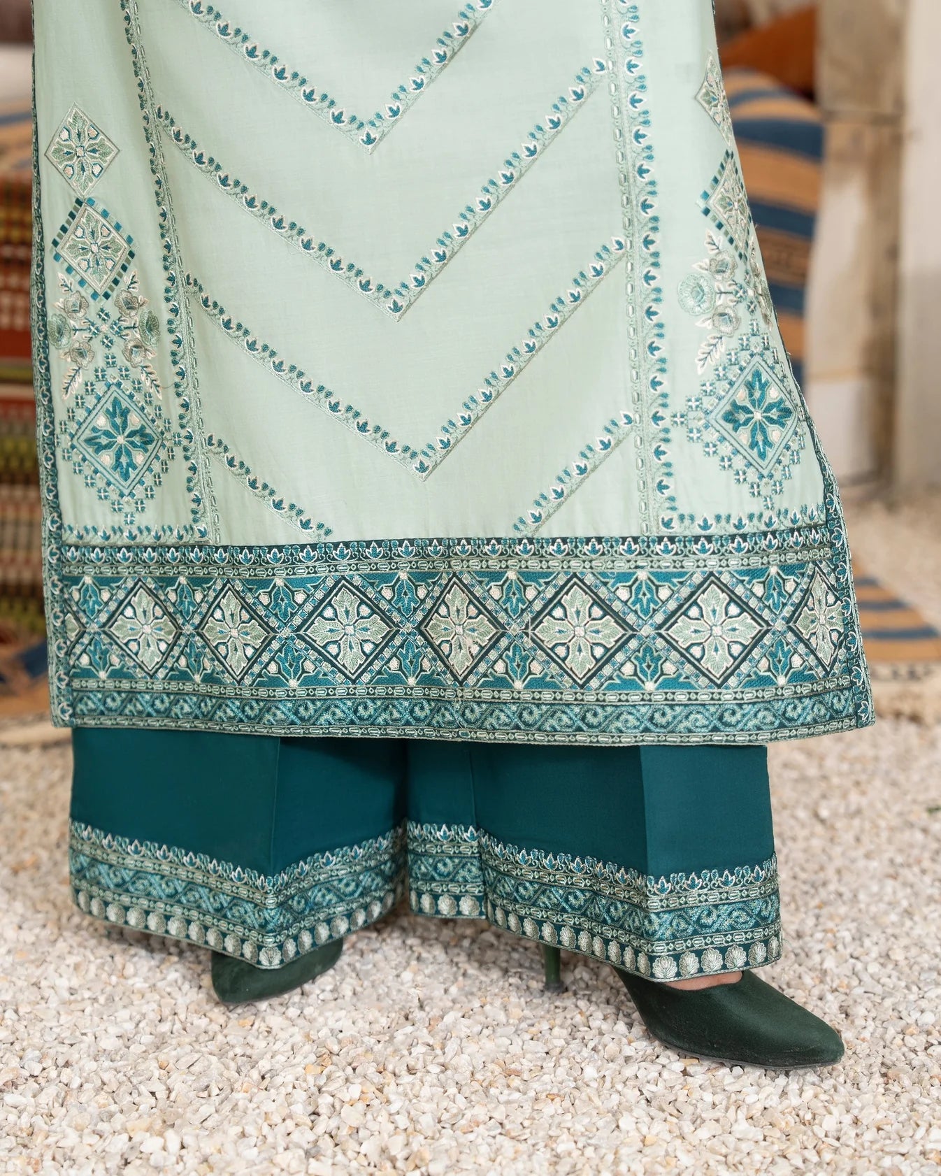 Karma Tabeer - Arctic Teal