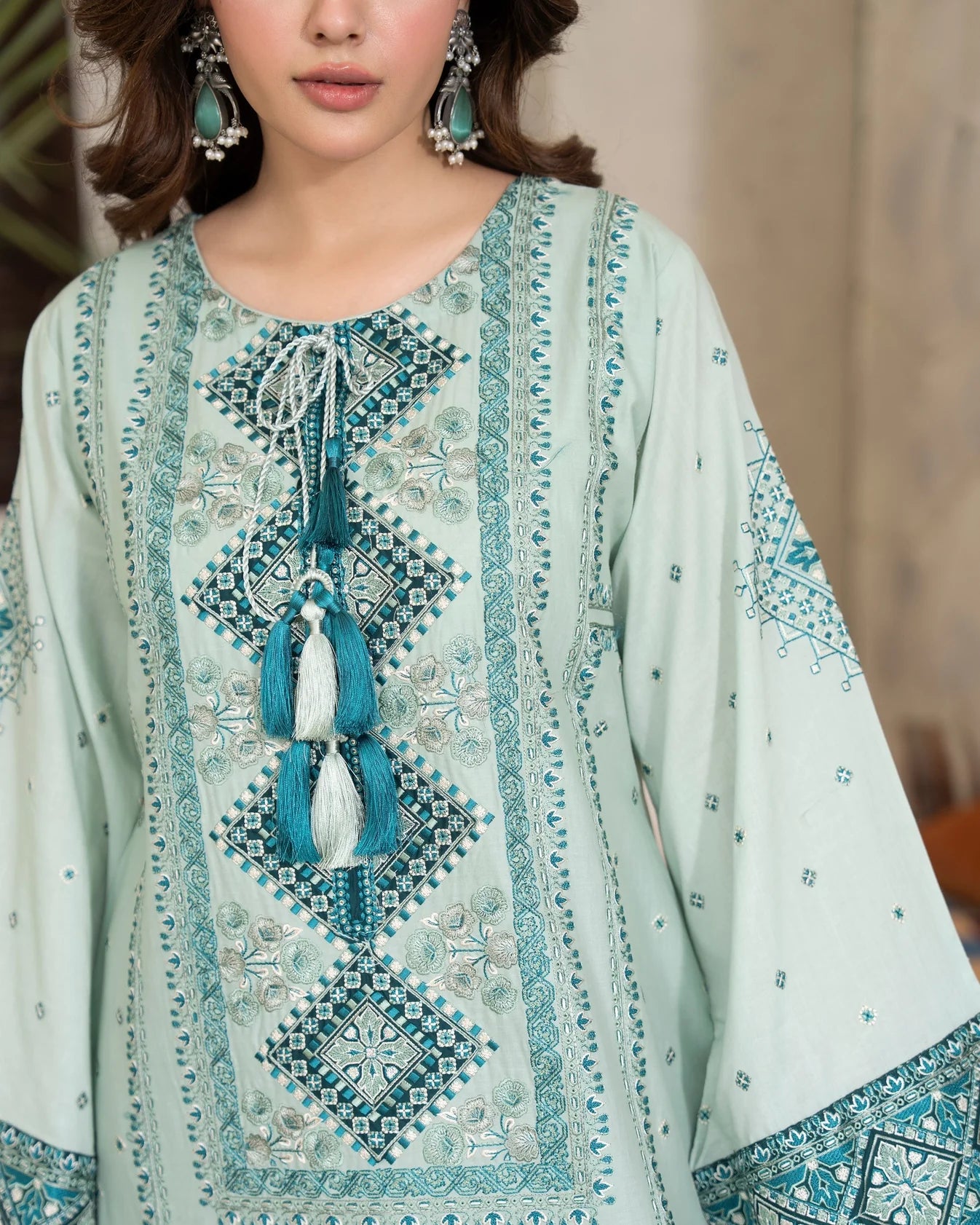 Karma Tabeer - Arctic Teal